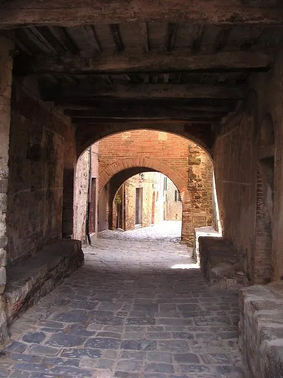 Casa Vacanze Porta Vecchia Montalcino Italy
